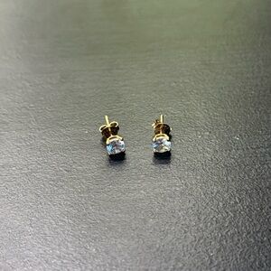 Like New Gold Stud Earrings With Silver Gem